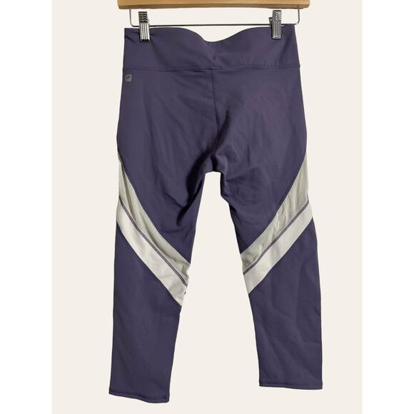 Fabletics Purple & White Salar POWERHOLD Capri Leggings Size S - Picture 7 of 8